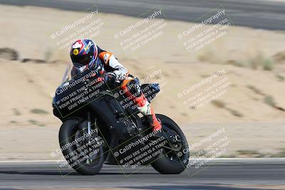 media/Nov-16-2025-Race Pace (Sun) [[8c5fa54630]]/Non Verified Riders (1st 20 Minutes)/2-Turn 10 (1010am)/